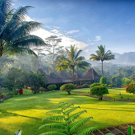 Mesastila Resort And Spa Magelang Exterior photo